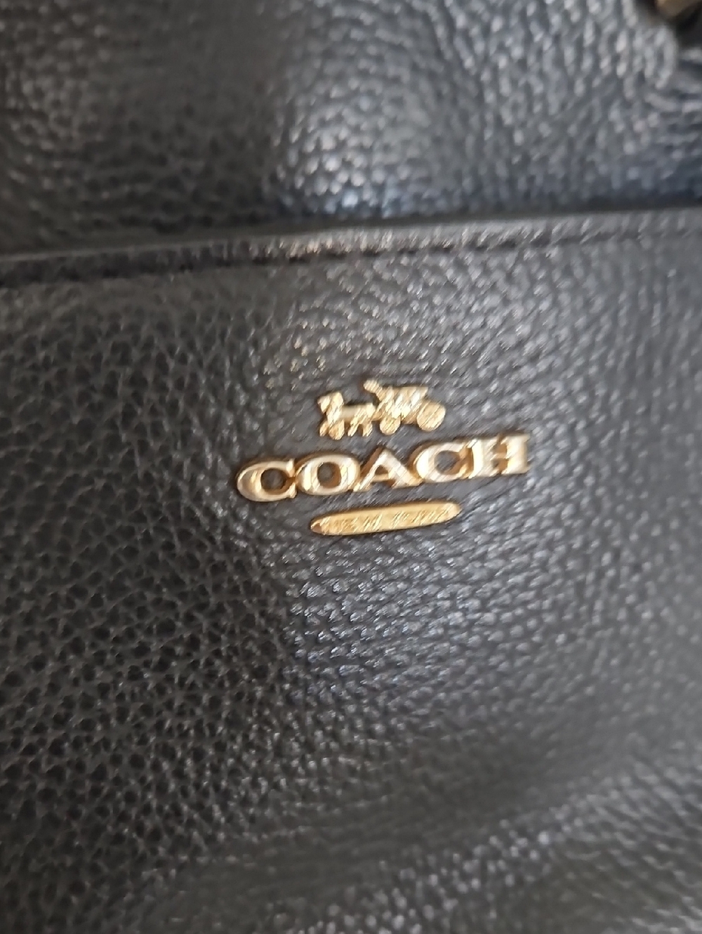 Coach Black Pebbled Leather Shoulder Bag with Gold Hardware - Picture 5 of 6